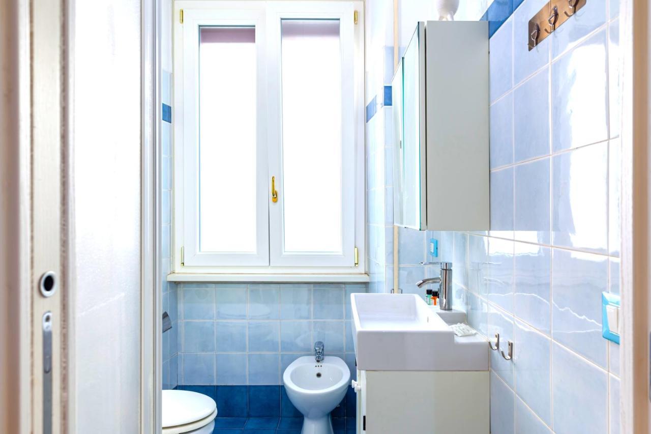 Hostly - Sant'Orsola Suite Apartment ローマ エクステリア 写真